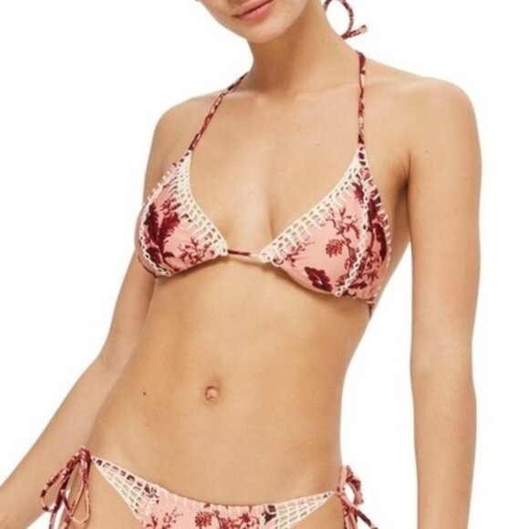 TOPSHOP Floral Crochet Triangle Bikini Top - Picture 2 of 8